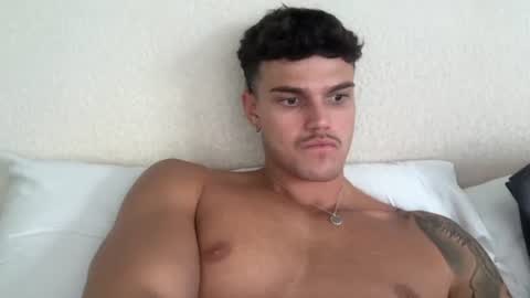 BrooklynTay online show from 07.02.26
