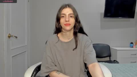 broosnica1 online show from 12.18.25