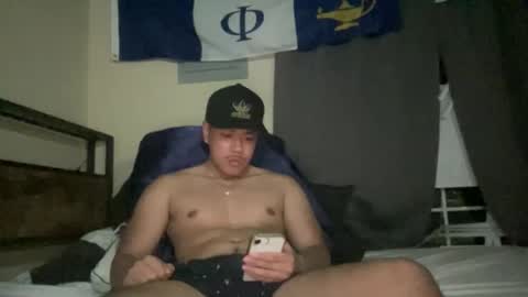 Snapshot of broslidex chatting on 04.30.26 bronoslide online show from 04.30.26