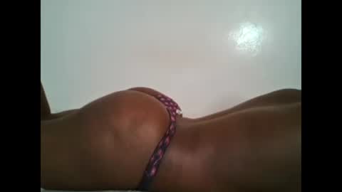 Snapshot of brown_bebes chatting on 02.13.25 brown_bebes online show from 02.13.25