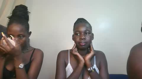 Snapshot of brown_sugar4 chatting on 05.10.26 brown_sugar4 online show from 05.10.26