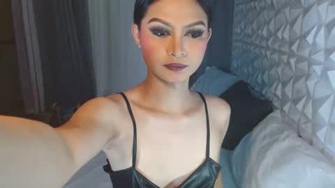 Roberta  GODDESS OF PLEASURE AND SEXUALDESIRE   online show from 01.20.25