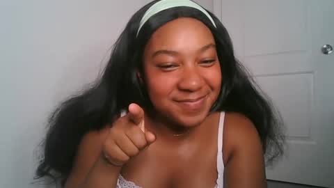 Brownsuagrcutie online show from 10.19.25