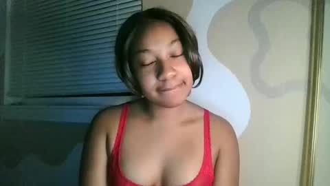 Snapshot of brownsugarcutie3 chatting on 05.02.26 Brownsuagrcutie online show from 05.02.26