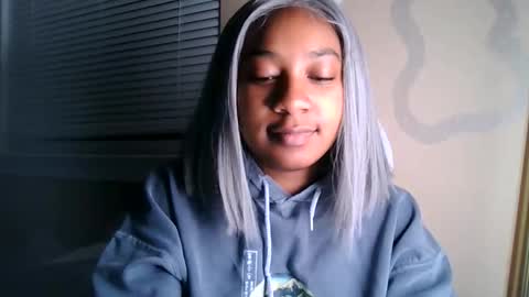Snapshot of brownsugarcutie3 chatting on 05.30.26 Brownsuagrcutie online show from 05.30.26