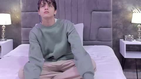 Bruce Hans online show from 03.10.25