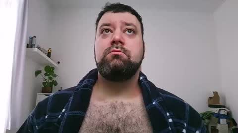 Snapshot of brucemf chatting on 11.11.25 Bruce online show from 11.11.25