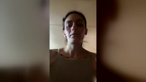 Snapshot of brujaxgrey chatting on 07.24.26 Brujaxgrey online show from 07.24.26
