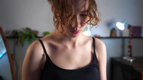 Tess online show from 05.09.26