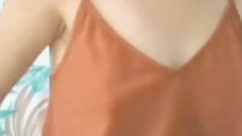 Snapshot of brunela chatting on 07.24.26 brunela online show from 07.24.26