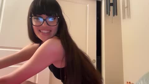 brunettefantasy4848 online show from 04.10.26