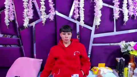 Snapshot of bruno_cruz chatting on 11.21.25 Bruno Cruz online show from 11.21.25