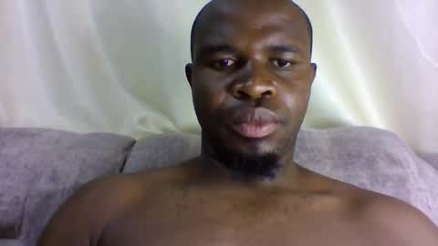 Snapshot of brusedarling chatting on 04.18.26 brucedarling online show from 04.18.26
