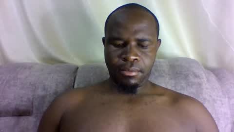 Snapshot of brusedarling chatting on 04.19.26 brucedarling online show from 04.19.26