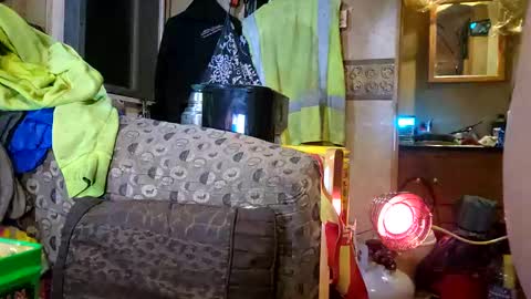 Snapshot of brushsquach chatting on 12.31.24 Steve... aka SkinnieDippin aka TimberTramp online show from 12.31.24