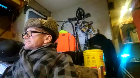 Snapshot of brushsquach chatting on 01.29.25 Steve... aka SkinnieDippin aka TimberTramp online show from 01.29.25