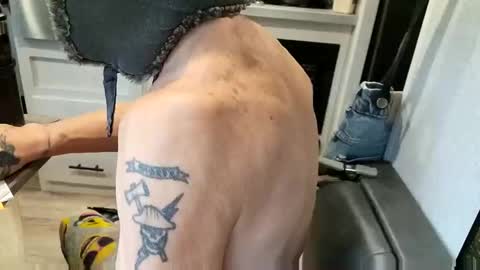 Snapshot of brushsquach chatting on 10.13.25 Steve... aka SkinnieDippin aka TimberTramp online show from 10.13.25