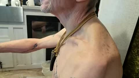 Snapshot of brushsquach chatting on 01.13.26 Steve... aka SkinnieDippin aka TimberTramp online show from 01.13.26