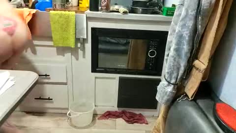 Snapshot of brushsquach chatting on 03.31.26 Steve... aka SkinnieDippin aka TimberTramp online show from 03.31.26