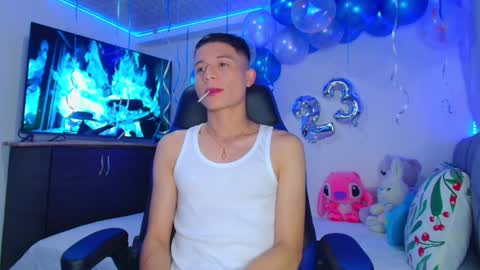 BRYAM INDEPENDENT MODEL online show from 01.13.25