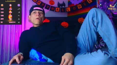 BRYAM INDEPENDENT MODEL online show from 10.18.25