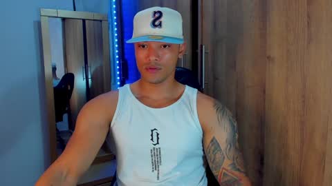 Snapshot of bryan_boy_ chatting on 12.11.24 bryan online show from 12.11.24