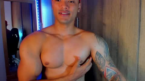 Snapshot of bryan_boy_ chatting on 12.21.24 bryan online show from 12.21.24