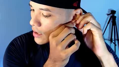 Snapshot of bryan_boy_ chatting on 10.05.25 bryan online show from 10.05.25