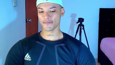 Snapshot of bryan_boy_ chatting on 10.25.25 bryan online show from 10.25.25