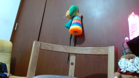 Enjoy the best muscle straws   online show from 02.16.25