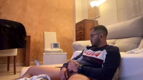 yourteddy online show from 01.08.25