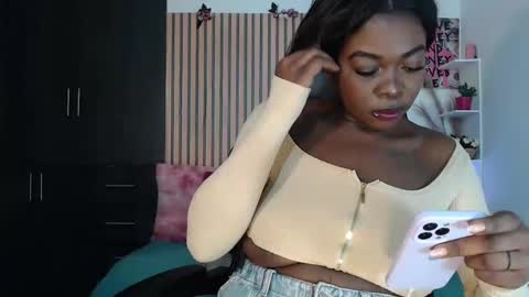 hot online show from 10.24.25