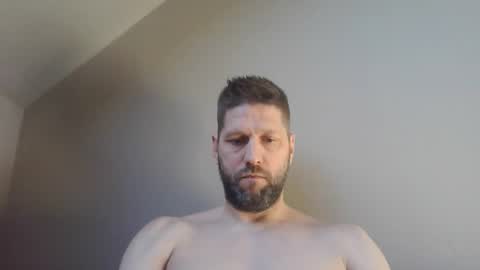 bubblebee1982 online show from 03.18.26