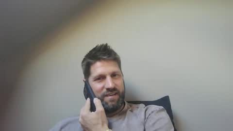 Snapshot of bubblebee1982 chatting on 06.04.26 bubblebee1982 online show from 06.04.26