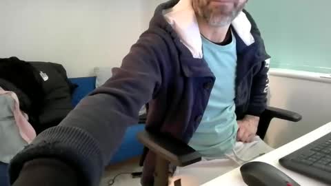 Snapshot of bubblebumdave chatting on 01.03.25 Bubblebum online show from 01.03.25