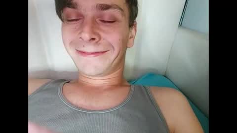 Snapshot of bubblebutt417 chatting on 11.13.25 Max candi online show from 11.13.25