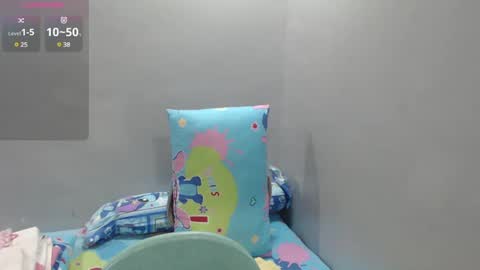 Snapshot of bubblebuttpinay chatting on 03.04.25 Sunshine online show from 03.04.25