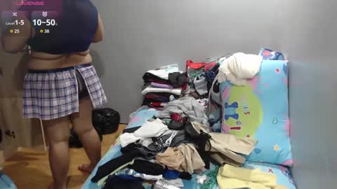 Snapshot of bubblebuttpinay chatting on 03.05.25 Sunshine online show from 03.05.25