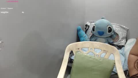 Snapshot of bubblebuttpinay chatting on 10.09.25 Sunshine online show from 10.09.25