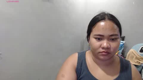 Snapshot of bubblebuttpinay chatting on 11.30.25 Sunshine online show from 11.30.25