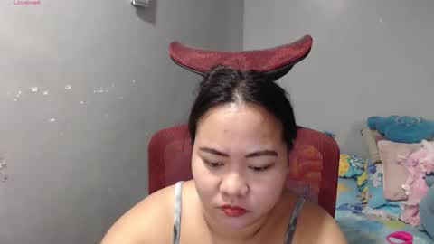 Snapshot of bubblebuttpinay chatting on 03.16.26 Sunshine online show from 03.16.26