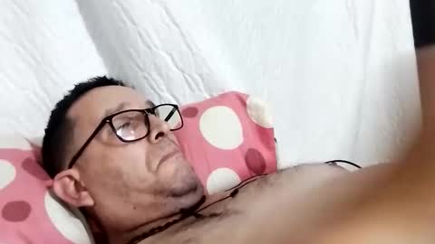 buchs32 online show from 12.14.25