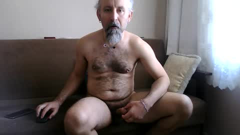 Snapshot of buckwessle chatting on 04.24.26 Buck Wessle online show from 04.24.26