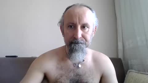 Snapshot of buckwessle chatting on 06.06.26 Buck Wessle online show from 06.06.26