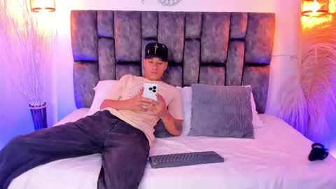 Snapshot of buda_cataleya chatting on 03.26.26 buda cataleya online show from 03.26.26
