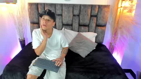 Snapshot of buda_cataleya chatting on 04.08.26 buda cataleya online show from 04.08.26