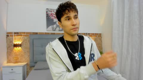 Snapshot of buddy_whitte chatting on 02.04.25 Buddy Whitte online show from 02.04.25