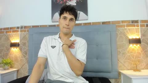 Snapshot of buddy_whitte chatting on 03.07.25 Buddy Whitte online show from 03.07.25