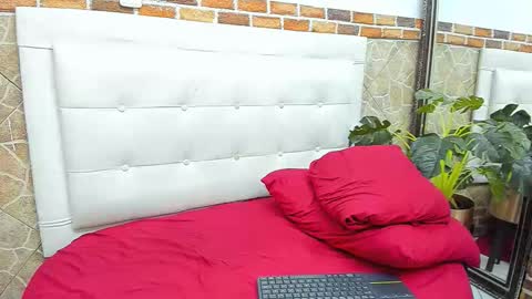 Snapshot of buddy_whitte chatting on 09.10.25 Buddy Whitte online show from 09.10.25