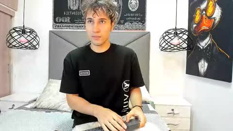 Snapshot of buddy_whitte chatting on 10.29.25 Buddy Whitte online show from 10.29.25